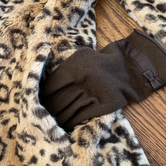 🔥3for$10 | Animal Print Jacket | Super Soft | Nearly New - Picture 6 of 6